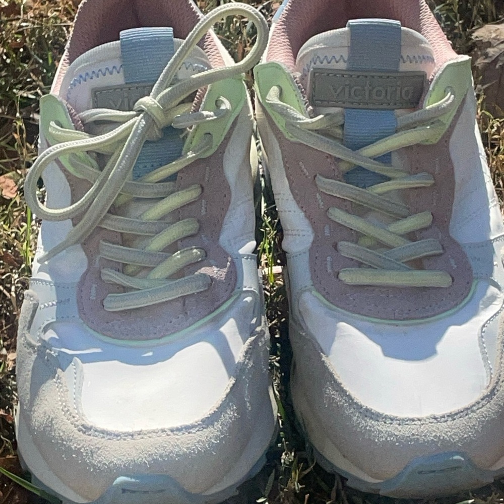 Victoria K White and Pink Athletic Shoes